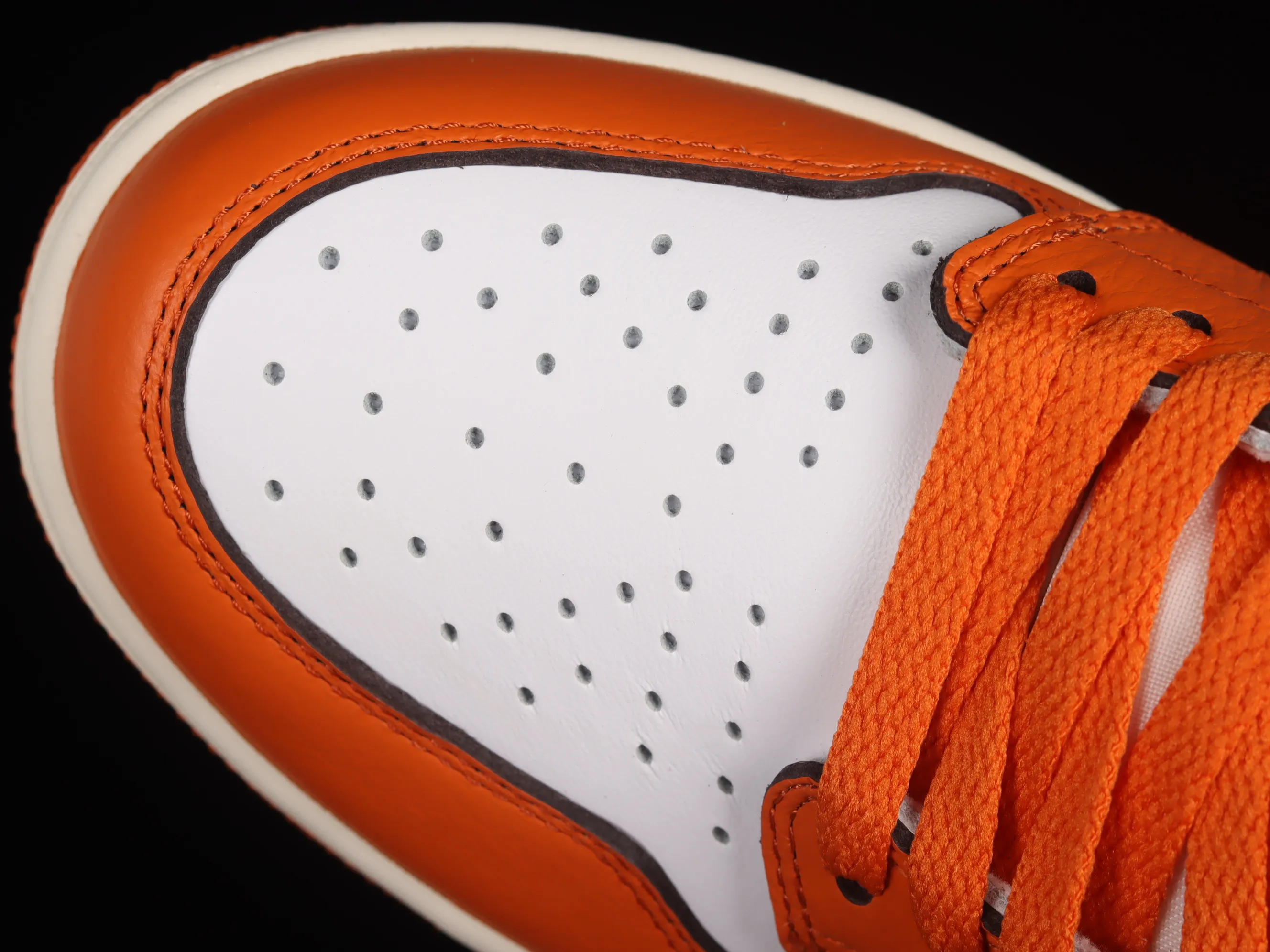 All categories Air Jordan Jordan series basketball shoes Air Jordan 1 High X version Air Jordan 1 High OG "Starfish" AJ1 Joe 1 Hermes Orange high-top basketball shoes DO9369-101